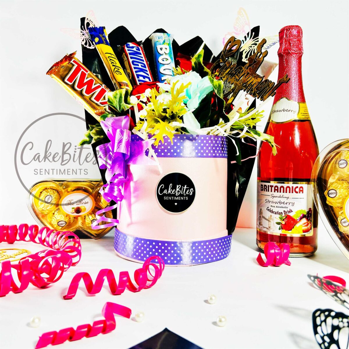 Red Velvet Indulgence Hamper - CBS 1028