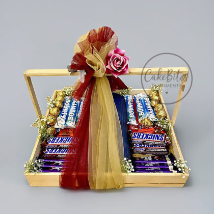Classic Engagement Basket with Decor