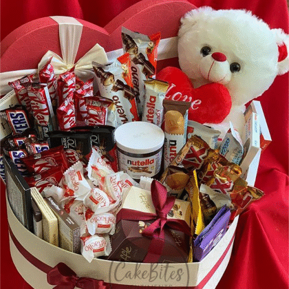 Deluxe Valentine’s Hamper with Teddy
