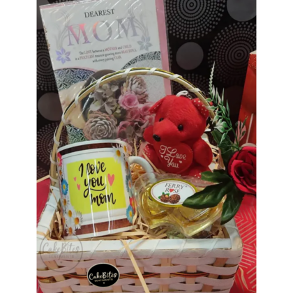 Hugs & Treats Basket